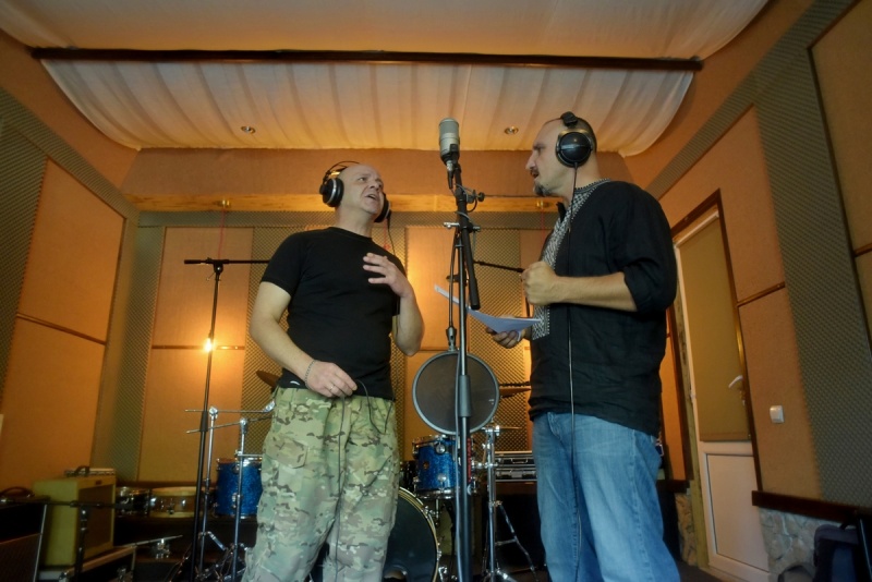 &quot;Майданівцям&quot;: солист группы &quot;Мандри&quot; и герой АТО выпустили совместный клип